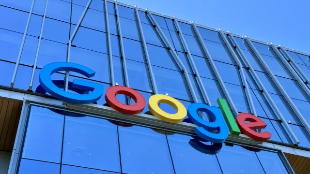 0xsid.com — When Google's Update Deletes Your IDE and Leaves a Chatbot in Its Place